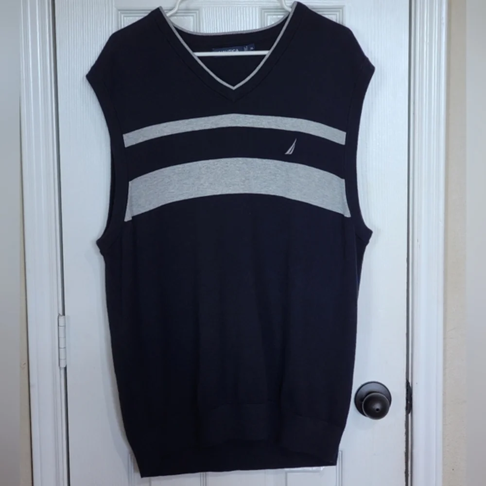 Nautica Sleeveless sweater vest, XL, navy and light gray